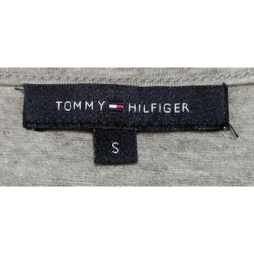 TOMMY HILFIGER(トミーヒルフィガー)の【美品】TOMMY HILFIGER(トミーヒルフィガー)レディースTシャツ S レディースのトップス(Tシャツ(半袖/袖なし))の商品写真