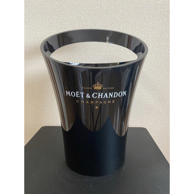モエシャンドン シャンパンクーラー