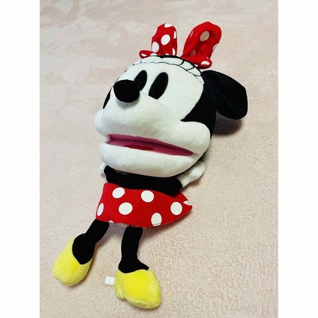 Disney(ディズニー)のミニーちゃんのパペットぬいぐるみ エンタメ/ホビーのおもちゃ/ぬいぐるみ(ぬいぐるみ)の商品写真