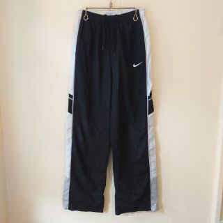 ナイキ(NIKE)のNIKE ナイロンパンツ ナイキ　トラックパンツ(その他)