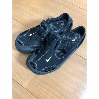 ナイキ(NIKE)のキッズ　サンダル　ナイキ(サンダル)