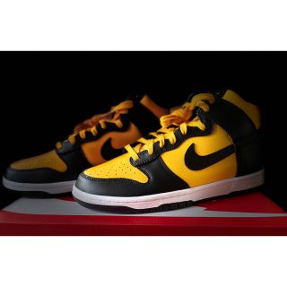 ナイキ(NIKE)の《新古品🔥最終セール🔥》ナイキダンクHIGHレトロ(スニーカー)