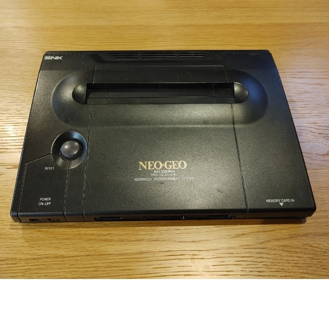 NEOGEO ネオジオ本体コントローラー２個メモリーカード付き箱取説無 SNK-