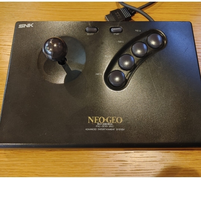 NEOGEO　ネオジオ本体コントローラー２個メモリーカード付き箱取説無　SNK