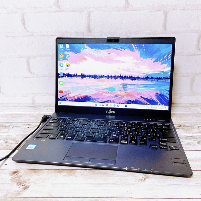 早割クーポン! 1台限定✨SSD256GB&メモリ8GB‼/カメラ/すぐ使える軽量