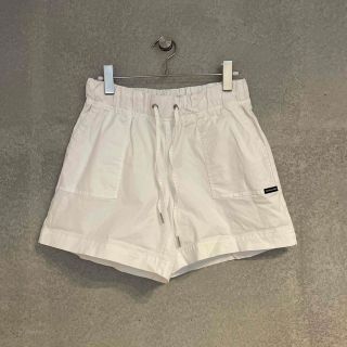 カルバンクライン(Calvin Klein)のアメリカ購入品　Calvin Klein Jeans ショートパンツ　白(ショートパンツ)