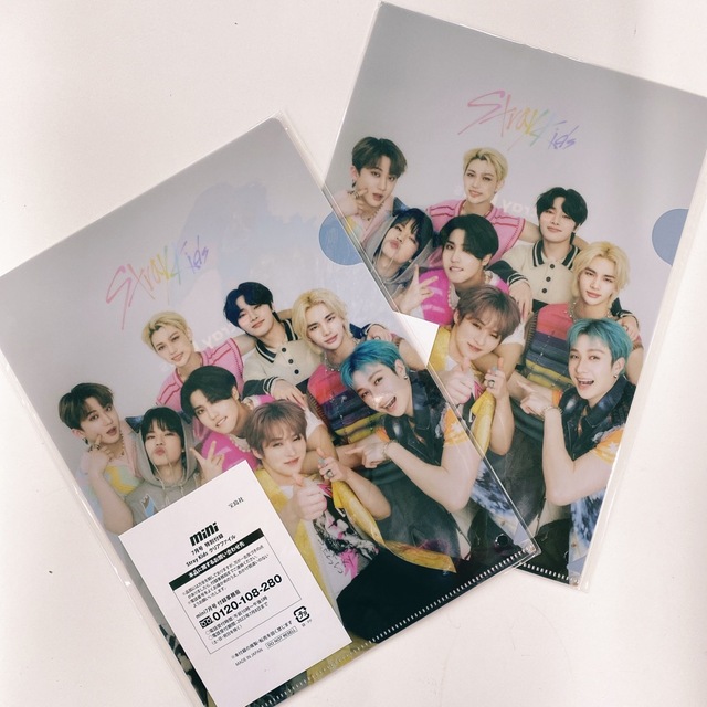 Stray Kids クリアファイル　2点セット エンタメ/ホビーのタレントグッズ(アイドルグッズ)の商品写真