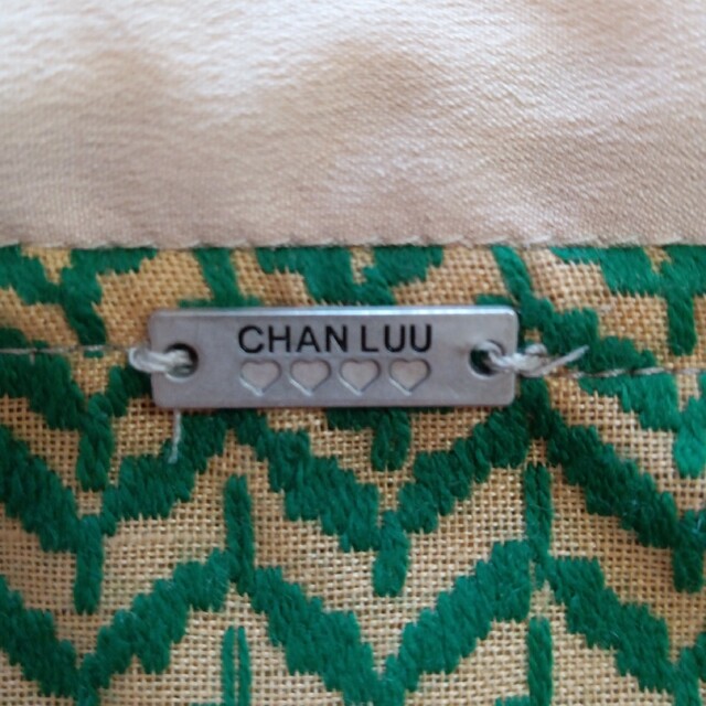 チャン・ルーの巾着 レディースのファッション小物(ポーチ)の商品写真
