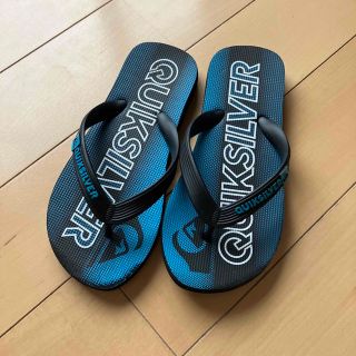 クイックシルバー(QUIKSILVER)のQUICKSILVER ビーチサンダル　20〜21センチ(サンダル)