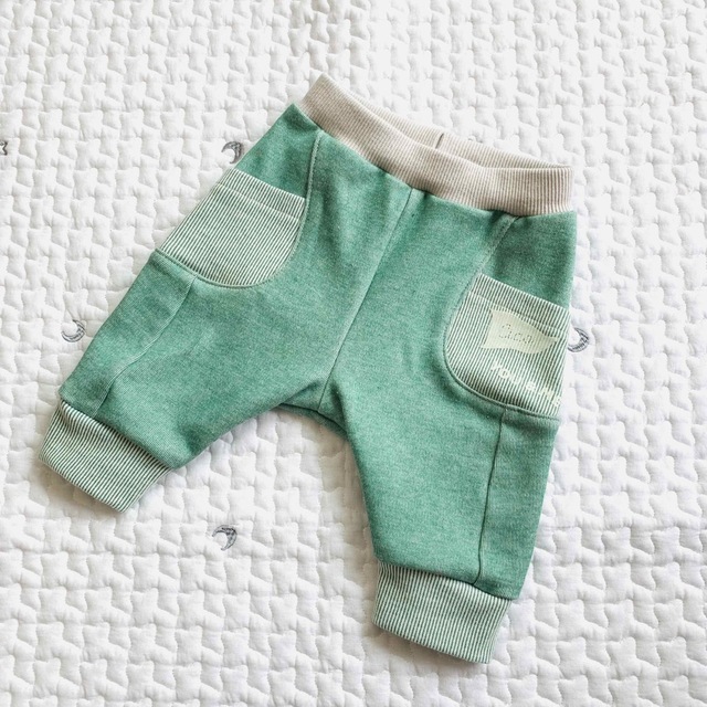 【m5pan5様専用】ハンドメイドサルエルパンツ(90センチ) ハンドメイドのキッズ/ベビー(その他)の商品写真