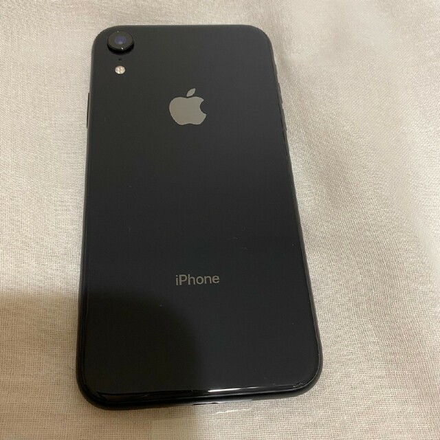 Apple(アップル)のiPhone XR 128GB 本体 スマホ/家電/カメラのスマートフォン/携帯電話(スマートフォン本体)の商品写真