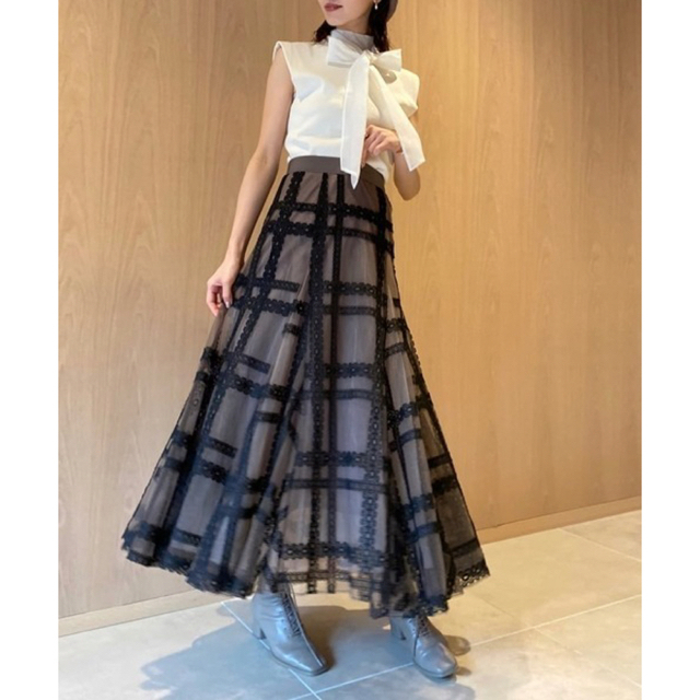 snidel❁⃘* 新品 大人気完売 ❁⃘*.チュールエンブロイダリースカート 1