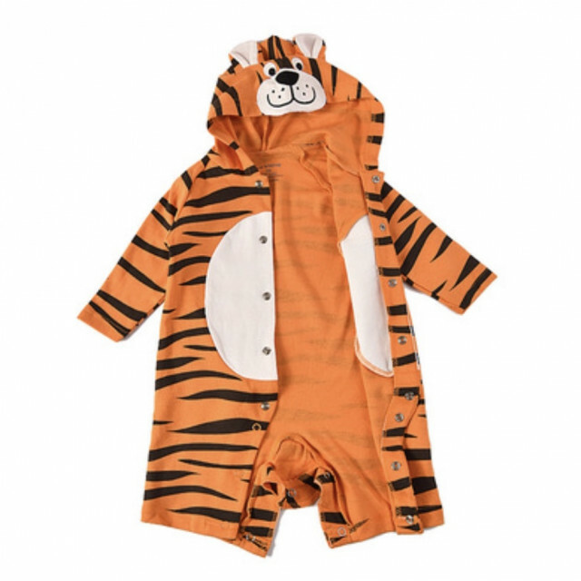 タイガー パーカーロンパース とら オレンジ 動物 豹柄 耳付き 赤ちゃん キッズ/ベビー/マタニティのベビー服(~85cm)(ロンパース)の商品写真