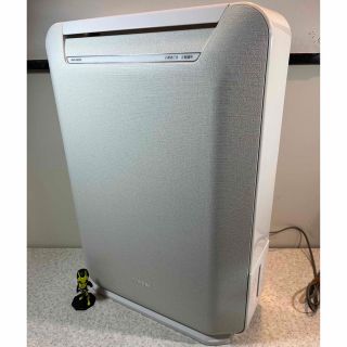 トウシバ(東芝)のTOSHIBA 除湿器　RAD−63DEX(加湿器/除湿機)