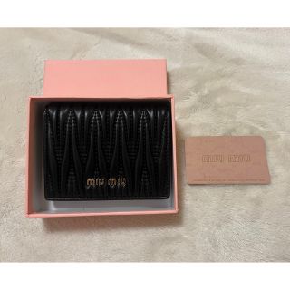 ミュウミュウ(miumiu)のMIUMIU財布(財布)