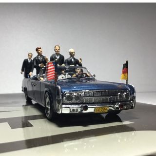 PMA 1/43  リンカーンコンチネンタル　ケネディ大統領　ベルリン1963