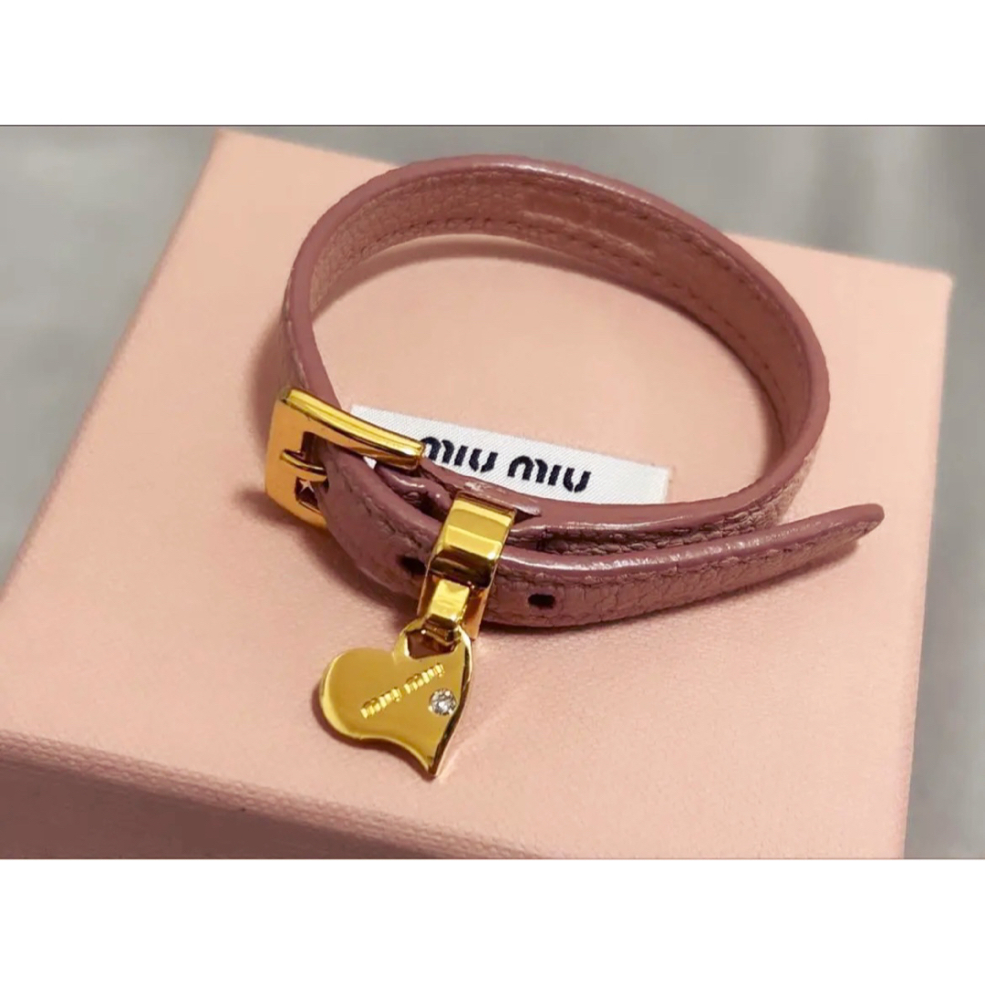 【一回のみ使用】miumiu レザーブレスレット　ハート