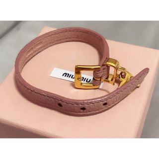 miumiu  レザーブレス  マドラスレザー ブレスレット ピンク ハート