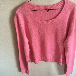 H&M - 流行のピンクニットセーター 新品の通販｜ラクマ