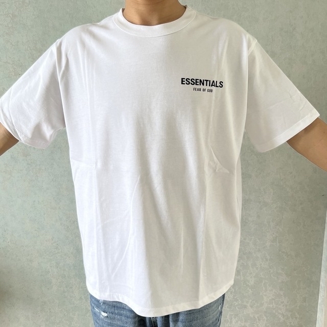 ESSENTIALS Tシャツ男女兼用 エッセンシャルズ 半袖の通販 by smile's ...