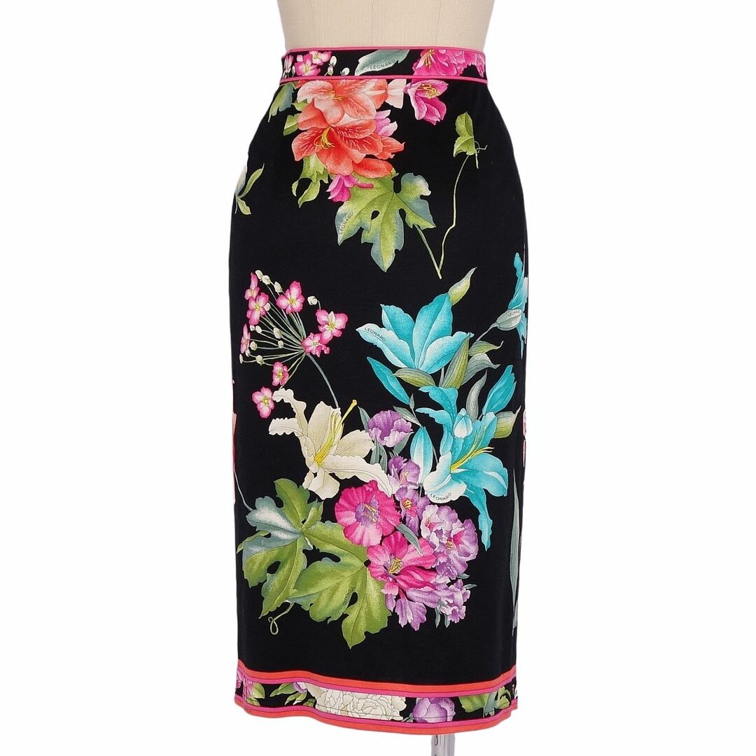 美品 レオナール LEONARD FASHION セットアップ スカートスーツ ブラウス スカート 花柄 レディース M マルチカラー