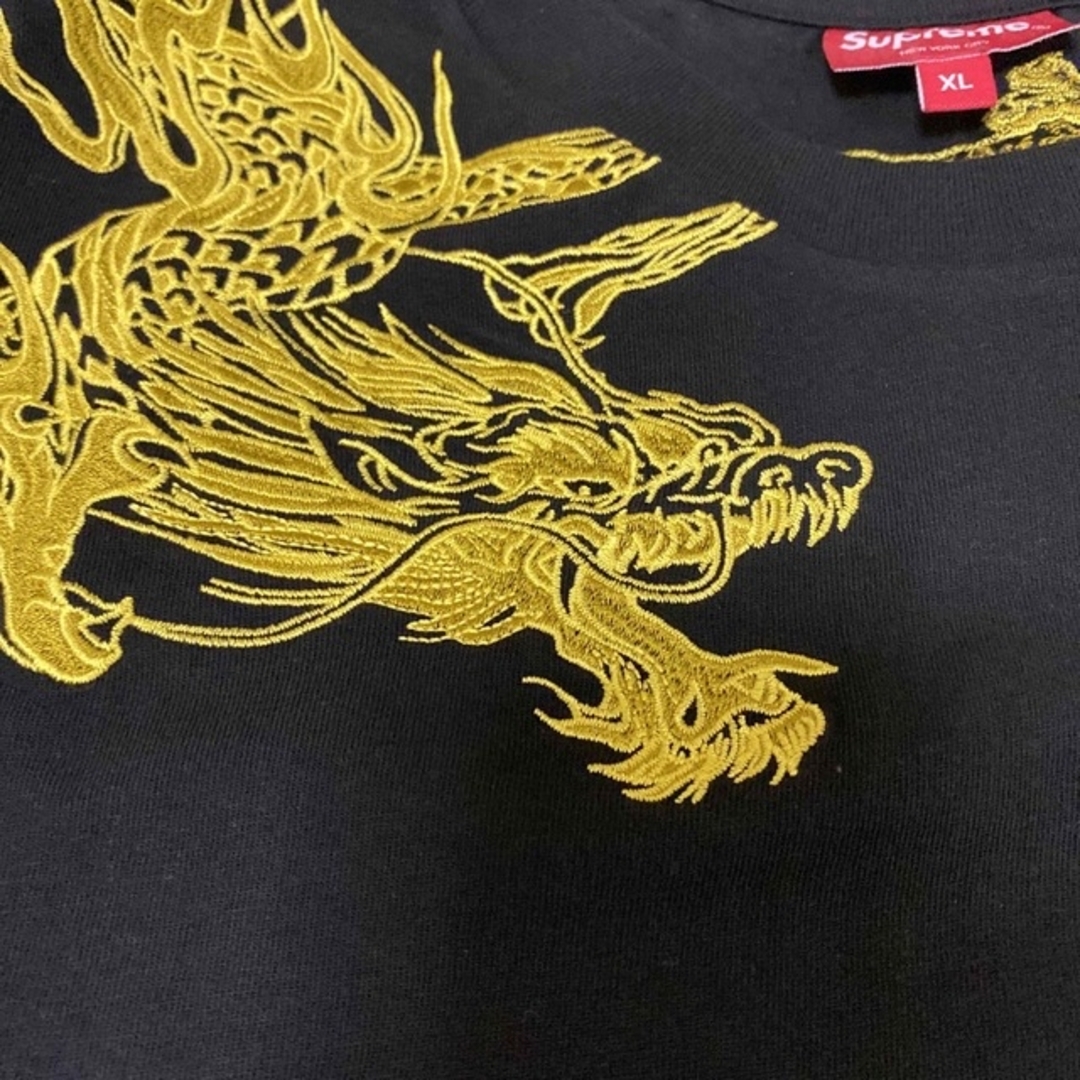 Supreme(シュプリーム)のSUPREME シュプリーム　龍　ドラゴン　総刺繍　TEE XL 黒 メンズのトップス(Tシャツ/カットソー(半袖/袖なし))の商品写真