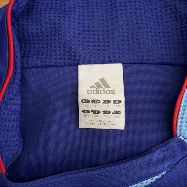 adidas(アディダス)のadidas ウェア　サイズ160 スポーツ/アウトドアのサッカー/フットサル(ウェア)の商品写真