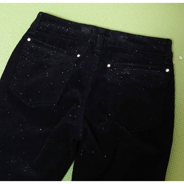RU(アールユー)のru jeans ラメ入り　フレアパンツ レディースのパンツ(カジュアルパンツ)の商品写真