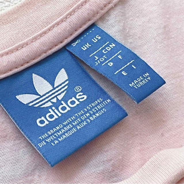 adidas(アディダス)のadidas アディダス　レディース　Ｔシャツ　花柄　ピンク レディースのトップス(Tシャツ(半袖/袖なし))の商品写真