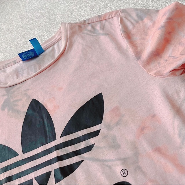 adidas(アディダス)のadidas アディダス　レディース　Ｔシャツ　花柄　ピンク レディースのトップス(Tシャツ(半袖/袖なし))の商品写真