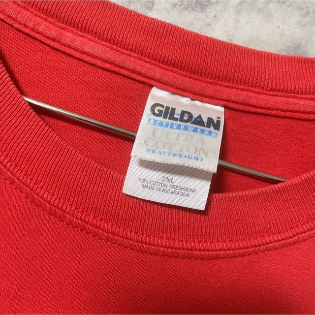 GILDAN(ギルタン)のGILDAN　Tシャツ　カレッジロゴ　古着　1999年製　90s　Vintage メンズのトップス(Tシャツ/カットソー(半袖/袖なし))の商品写真