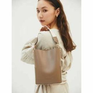 ランデブー(RANDEBOO)のPetit Bucket bag　RANDEBOO(ショルダーバッグ)