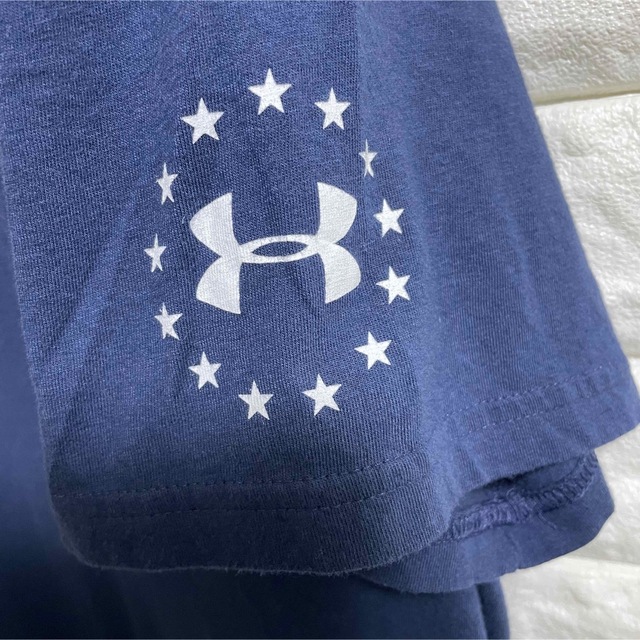 UNDER ARMOUR(アンダーアーマー)のアンダーアーマー　半袖Tシャツ　アメリカ国旗柄　デカロゴ　メンズXXLサイズ メンズのトップス(Tシャツ/カットソー(半袖/袖なし))の商品写真