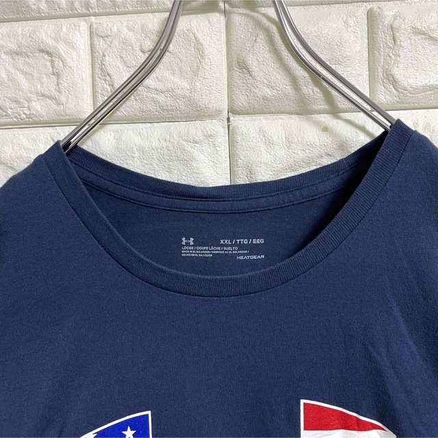 UNDER ARMOUR(アンダーアーマー)のアンダーアーマー　半袖Tシャツ　アメリカ国旗柄　デカロゴ　メンズXXLサイズ メンズのトップス(Tシャツ/カットソー(半袖/袖なし))の商品写真