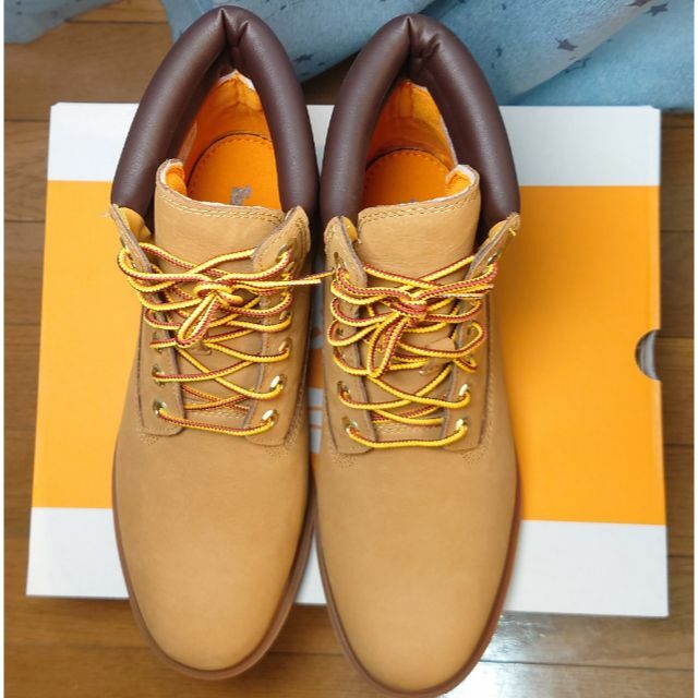 Timberland(ティンバーランド)の[新品] Timberland イエローブーツ 27.5cm メンズの靴/シューズ(ブーツ)の商品写真