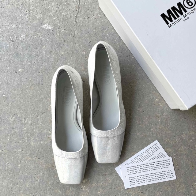 MM6(エムエムシックス)の【THAANN様専用】超美品MM6 MaisonMargiela パンプス 36 レディースの靴/シューズ(ハイヒール/パンプス)の商品写真