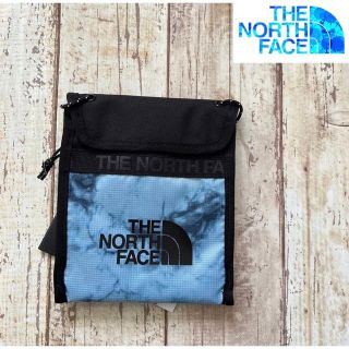 ザノースフェイス(THE NORTH FACE)の【海外限定】TNF メンズ レディース ネックポーチ　タイダイ　青　ユニセックス(その他)