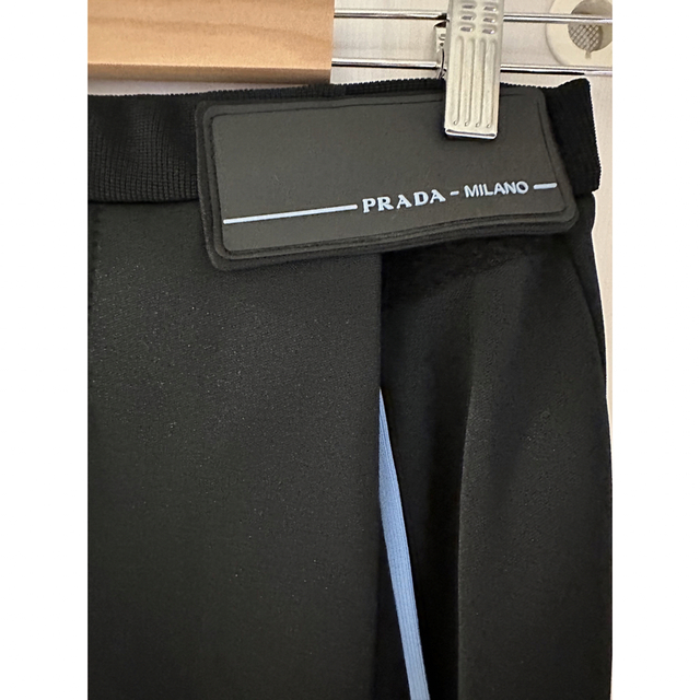 送料込・まとめ買い PRADA ジャージー巻きスカート 未使用タグ付き