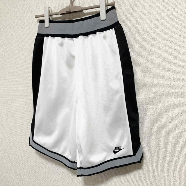 90s NIKE 白タグ ハーフパンツ メンズM 白 黒 バスケパンツ 日本製