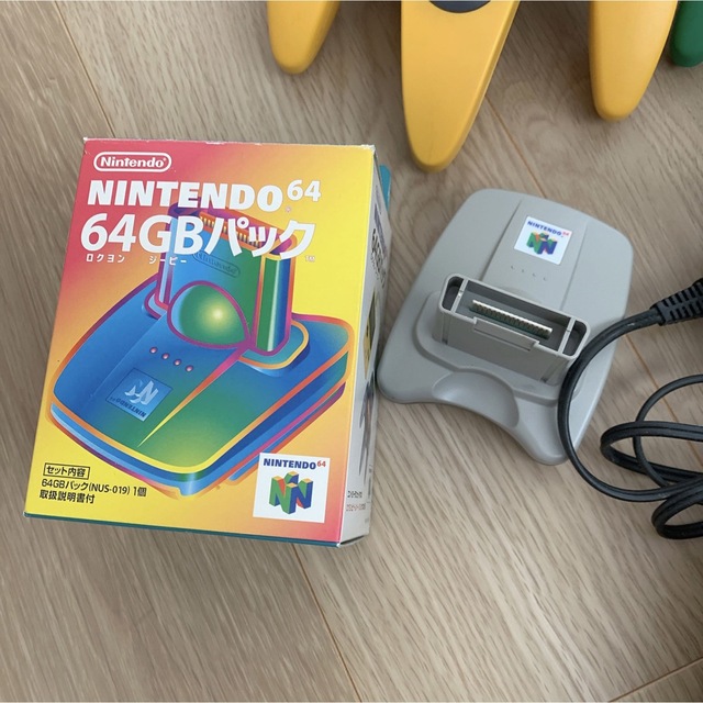 NINTENDO 64(ニンテンドウ64)のジャンク品　Nintendo 任天堂　64 本体　ソフト  エンタメ/ホビーのゲームソフト/ゲーム機本体(家庭用ゲーム機本体)の商品写真