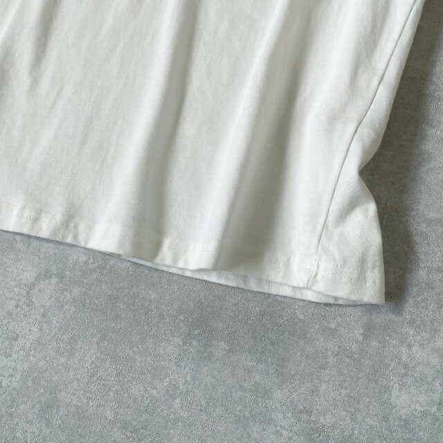 2378R フラワーモチーフ　コットン Tシャツ クルーネック 半袖   白　黒
