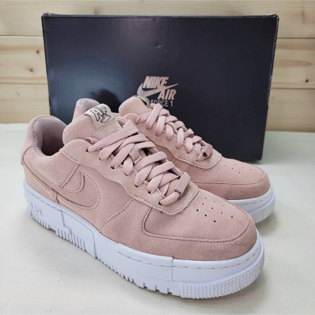 【新品】25㎝　NIKE WMNS AIR FORCE 1 PIXEL SE