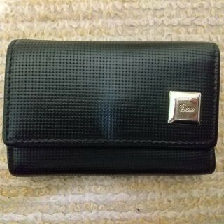 グッチ(Gucci)のGucci(グッチ GUCCI)  キーケース ブラック 正規品 箱なし 中古品(キーケース)