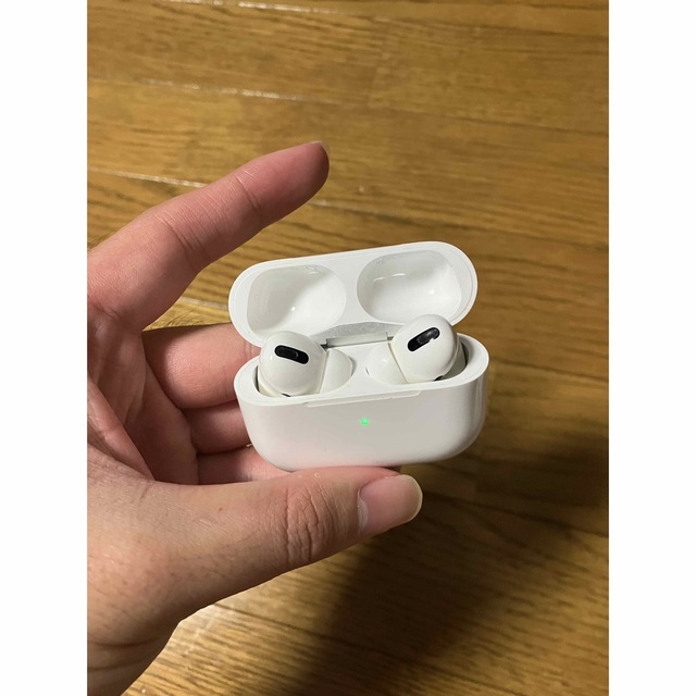 iPhone SE3 64GB 新品未使用 & AirPods pro 1世代 5