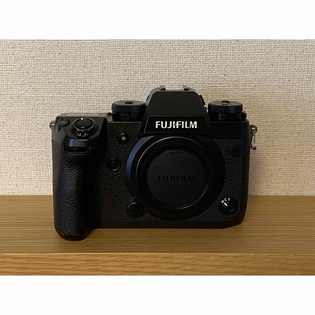 富士フイルム - FUJIFILM X−H1 バッテリーなど付属品多数の通販 by