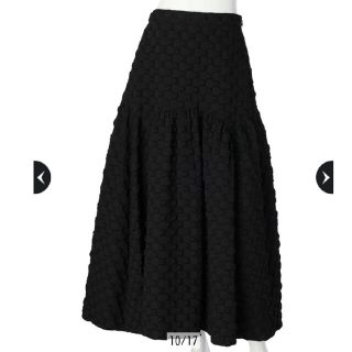 専用です新品タグ付き CADUNE ラウンドカットスカート黒Lの通販 by