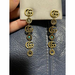GUCCI(フラワー ・ ピアス)のフリマアイテム一覧 GUCCI(フラワー ・ ピアス)のフリマアイテム一覧