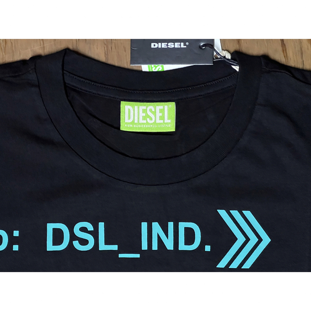 DIESEL(ディーゼル)のDIESEL  新品未使用　Lサイズ  Tシャツ　カットソー　黒　ディーゼル メンズのトップス(Tシャツ/カットソー(半袖/袖なし))の商品写真