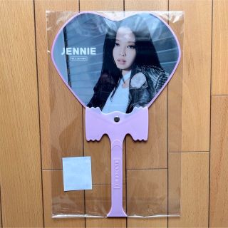 BLACKPINK うちわ JENNIE/ジェニー/ツアーグッズ/ブラックピンク(アイドルグッズ)