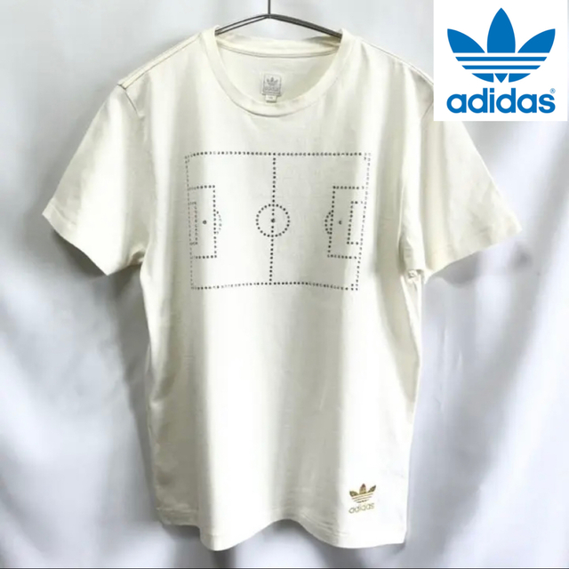 adidas(アディダス)の【新品】adidas GOLDロゴ&ラインストーン☆サッカーコートTシャツ男女兼 メンズのトップス(Tシャツ/カットソー(半袖/袖なし))の商品写真